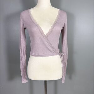 Urban Outfitters Ribbed Lace Trim Wrap Top S Wrap Coquette Balletcore‎ Feminine
